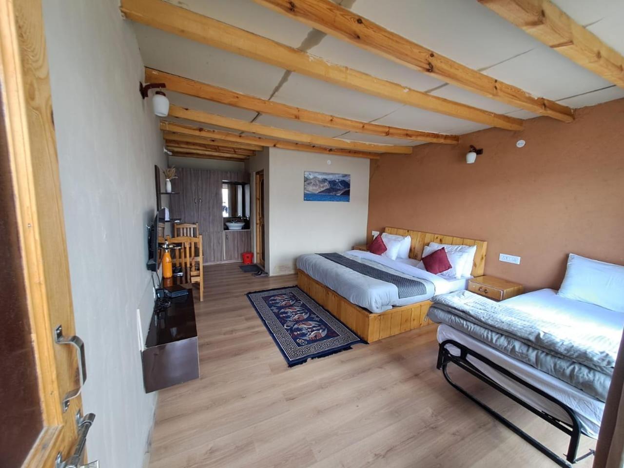 Mystic Pangong Hotel Spangmik Екстериор снимка